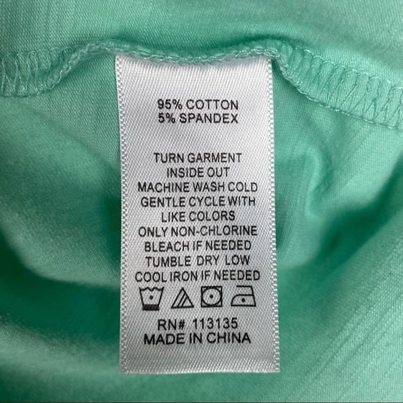 1775 Light Green Split V-Neck Short Sleeve Blouse Women's Medium - Picture 7 of 7